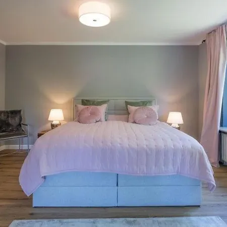 Charming And Cozy Holiday With A Fireplace * Aventoft