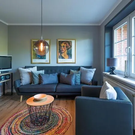 Charming And Cozy Holiday With A Fireplace شقة *